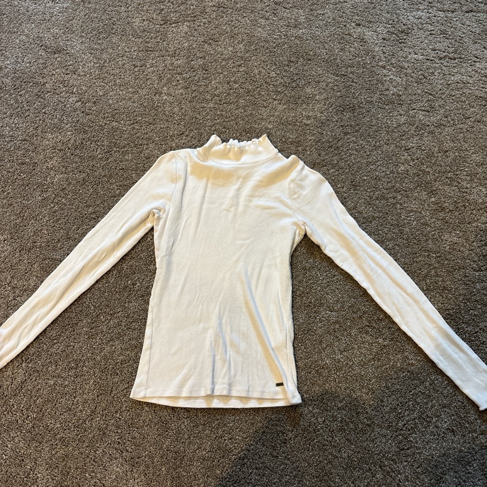 Hollister Cream Ribbed Fitted Long Sleeve Tee